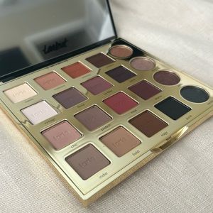 NWT Tarte Tarteist Pro palette